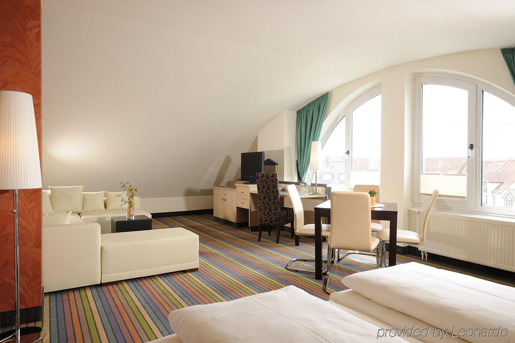 Leonardo Hotel Munich City Olympiapark Room photo